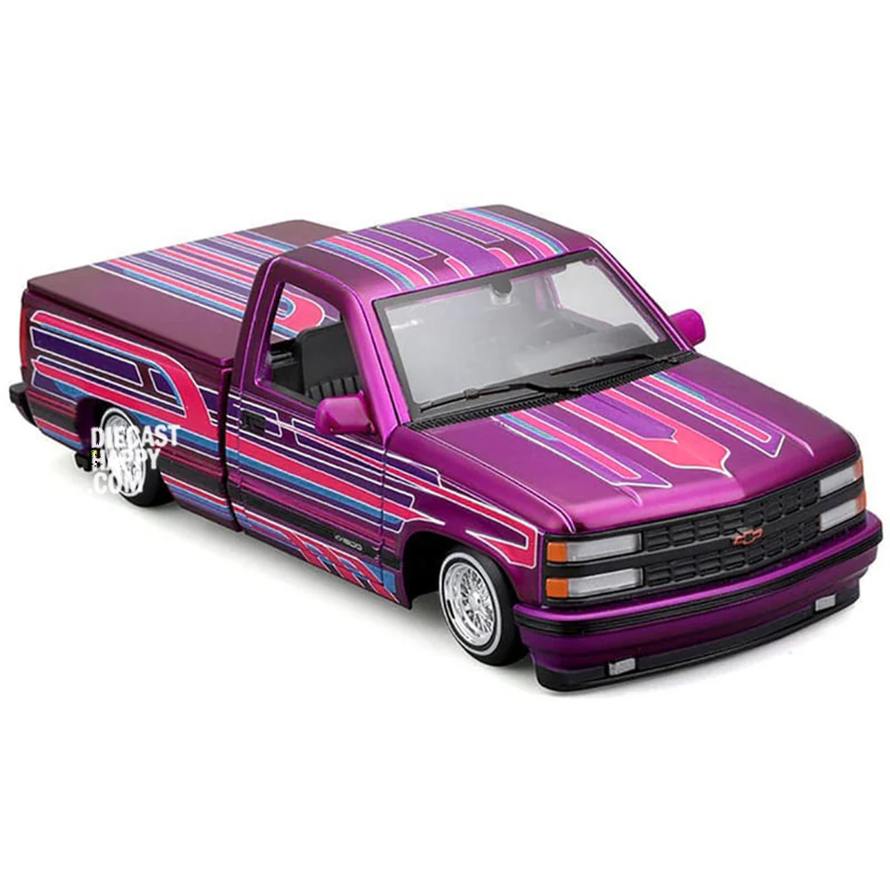 1993 Chevrolet 454 SS Pickup Truck 1:24 Scale Diecast Model Purple by Maisto (NO BOX) - Image 2