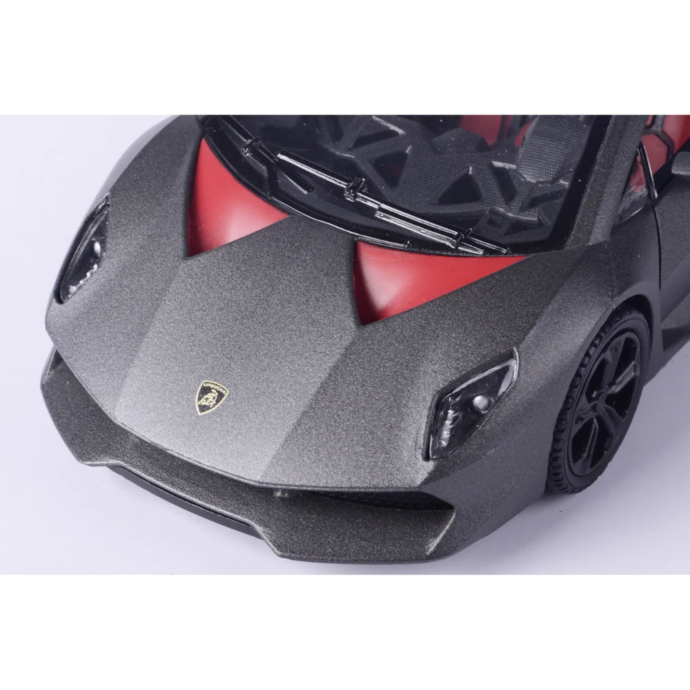 2011 Lamborghini Sesto Elemento 1:24 Scale Diecast Model Gunmetal / Metallic Pearl Black by Motor Max - Image 4