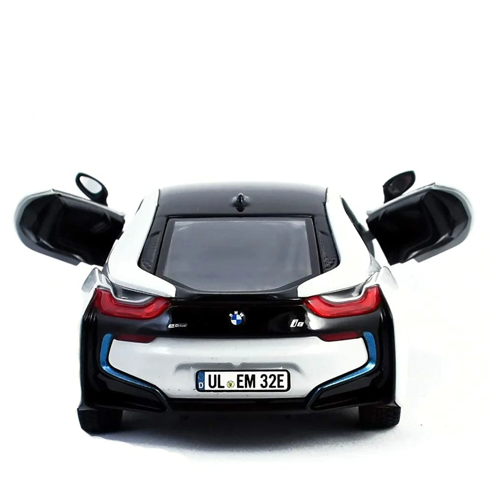 2018 BMW i8 Coupe 1:24 Scale Diecast Model White by Motor Max (No Box) - Image 5