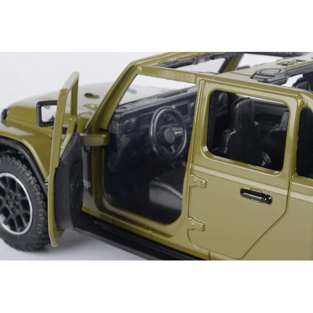 2021 Jeep Gladiator Overland Open Top 1:27 Scale Diecast Model Green by Motor Max 79367 - Image 3