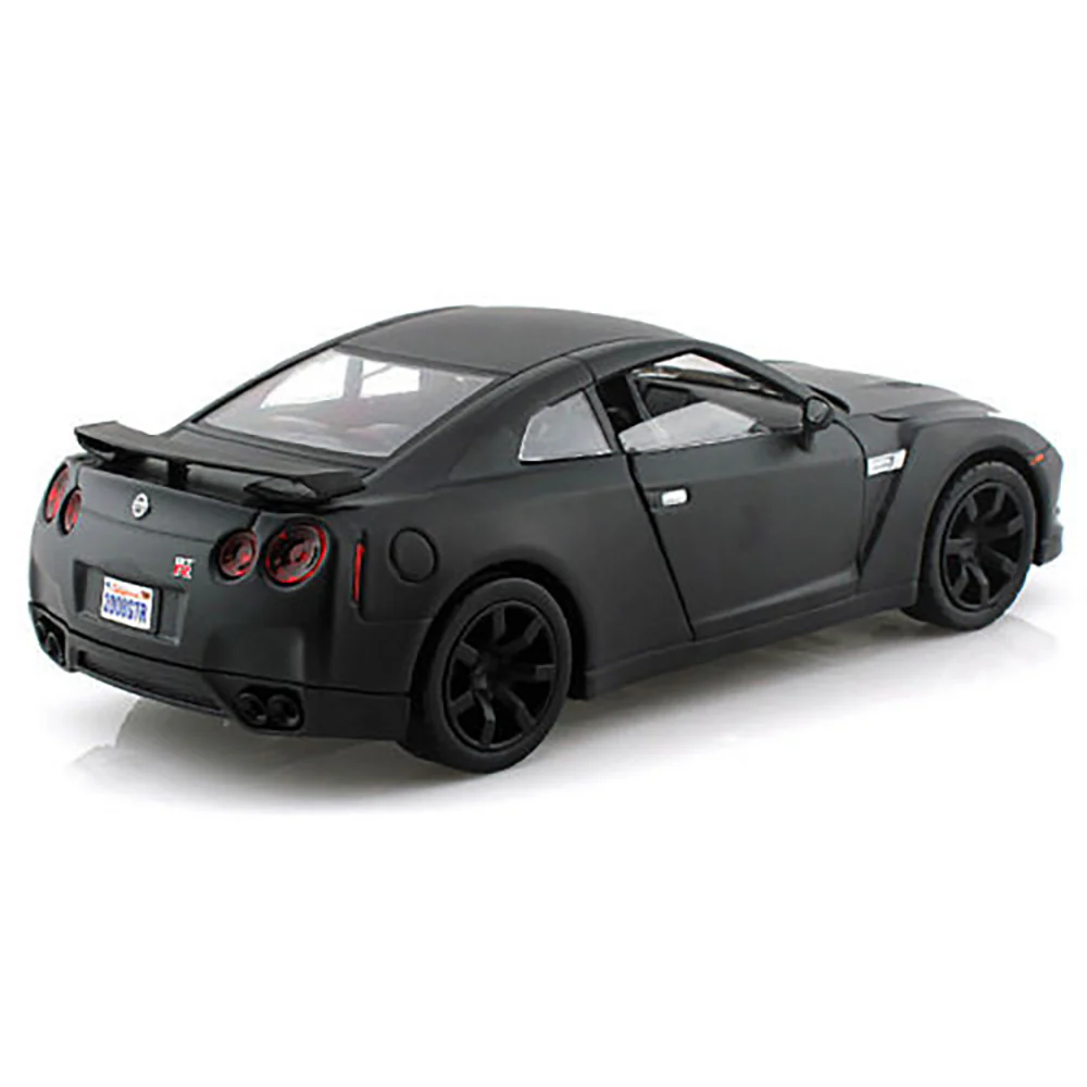 2008 Nissan GT-R R35 1:24 Scale Diecast Model Black by Motor Max - Image 4