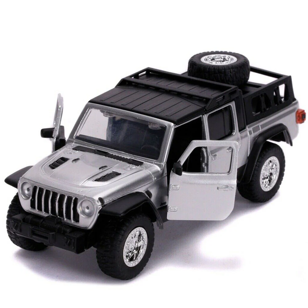 Fast & Furious 2020 Jeep Gladiator 1:24 Scale Diecast Model Silver by Jada 31984 - Image 3