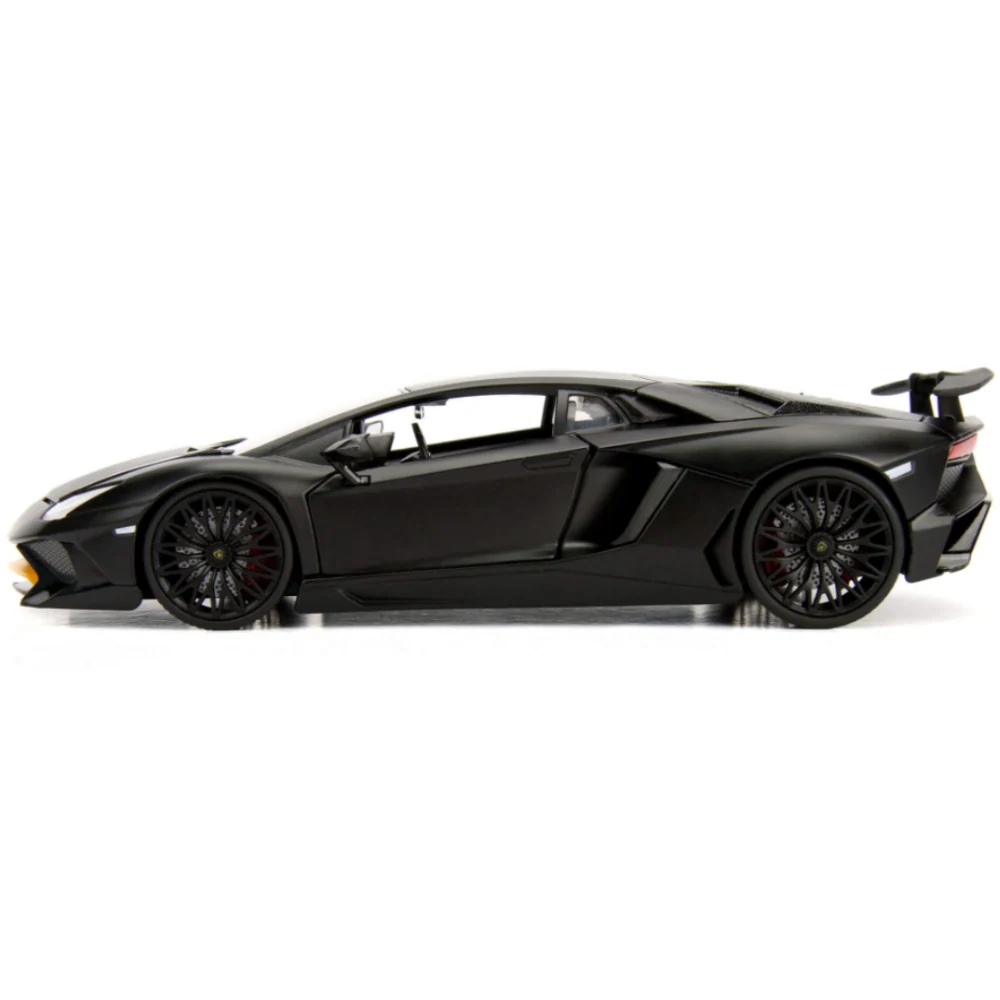 2017 Lamborghini Aventador SV LP750-4 1:24 Scale Model Black by Jada 99324 - Image 4
