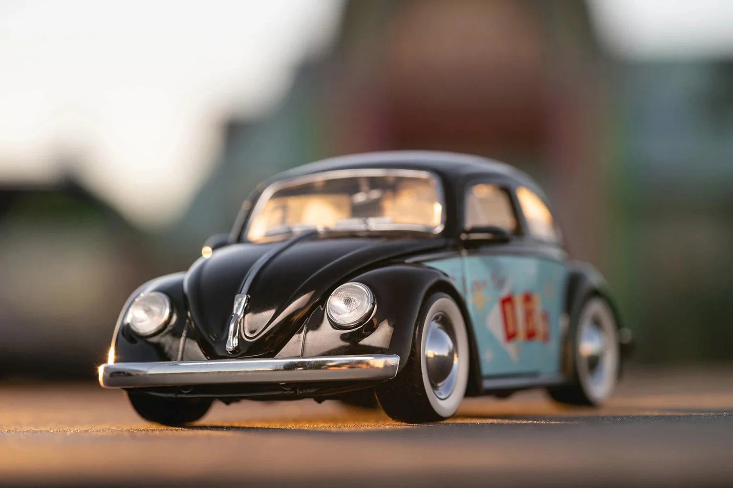 I Love The 50's 1959 Volkswagen Beetle 1:24 Scale Diecast Model Black by Jada 31382 - Image 7