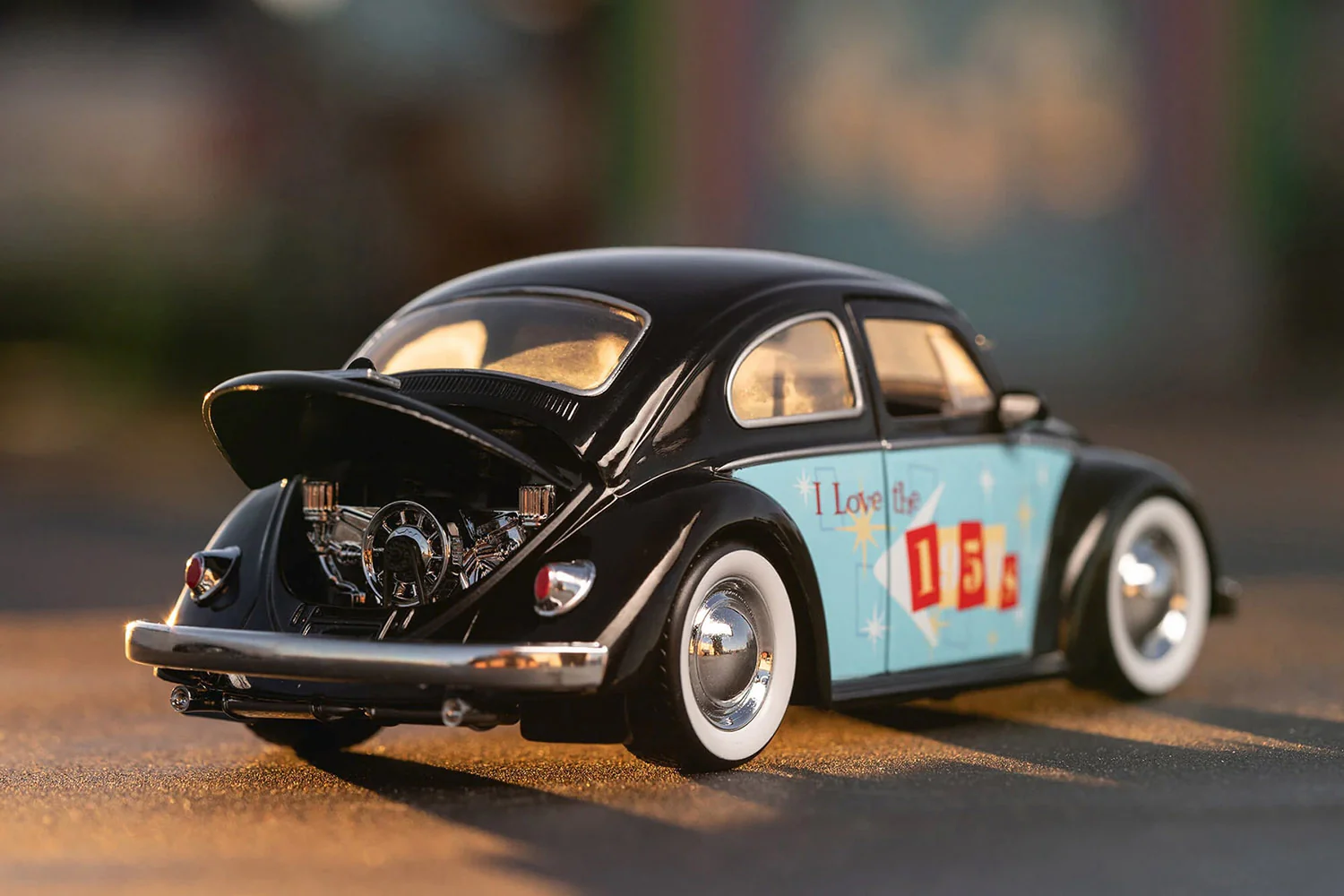 I Love The 50's 1959 Volkswagen Beetle 1:24 Scale Diecast Model Black by Jada 31382 - Image 8