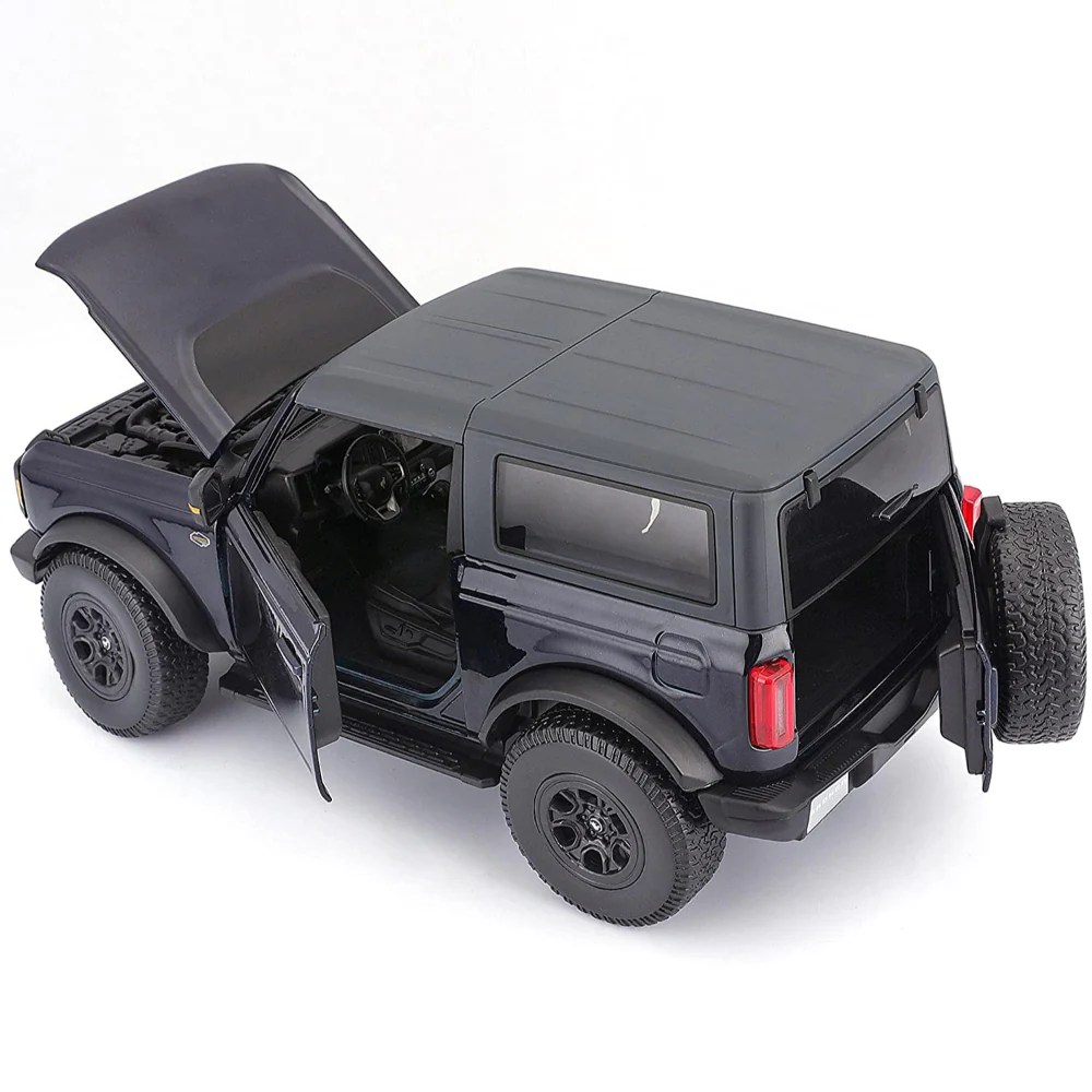 Maisto Special Edition 2021 Ford Bronco Wildtrak 1:18 Scale Diecast Model Dark Blue Metallic by Maisto 31456 - Image 4
