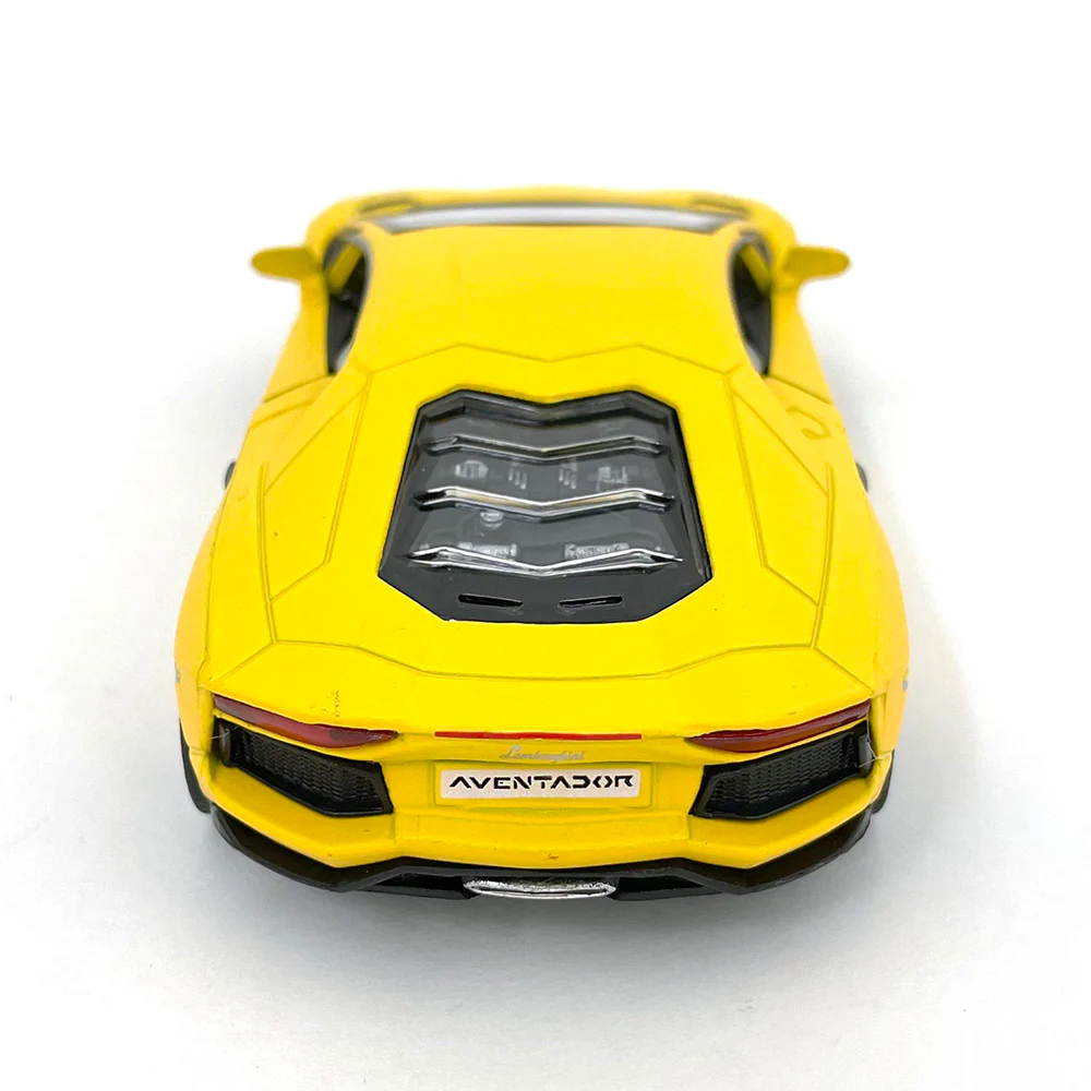 Matte Series 2012 Lamborghini Aventador 1:38 Scale Yellow by Kinsmart - Image 3